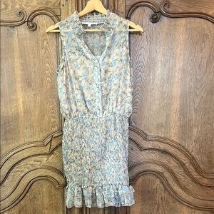 Karlie Tan and Cream Floral Ruched Skirt Mini Dress V-Neck Sleeveless